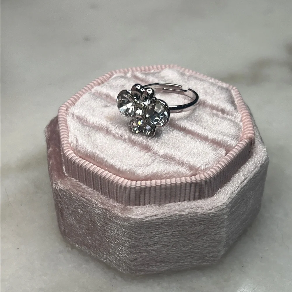 Elegant Silver Crystal Butterfly Ring